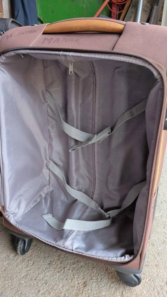Skybags Brown Softside Spinner Suitcase - photo 3