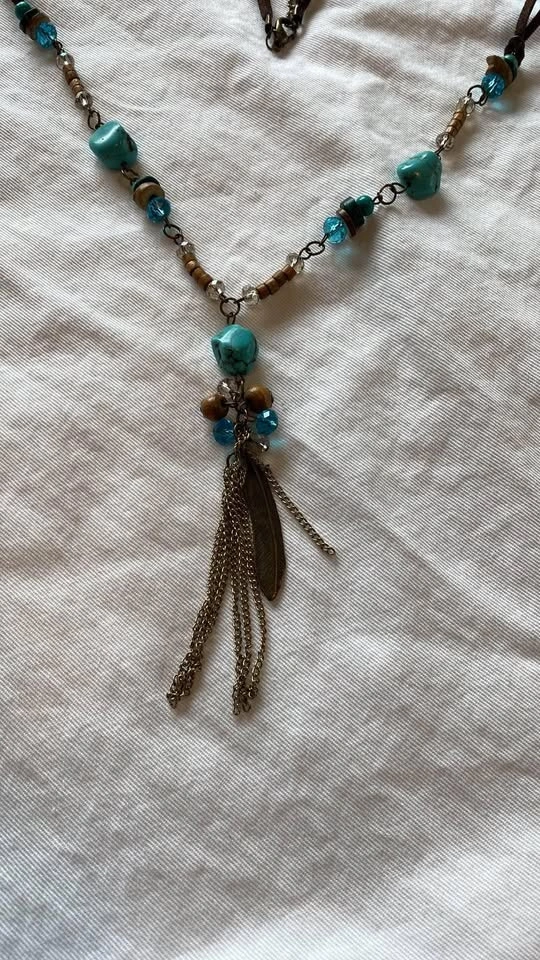 Turquoise And Leather Necklace - photo 2