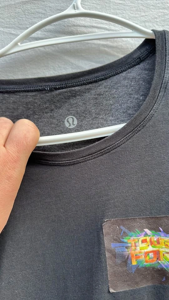 Lululemon Reversible Long Sleeve Shirt - photo 4