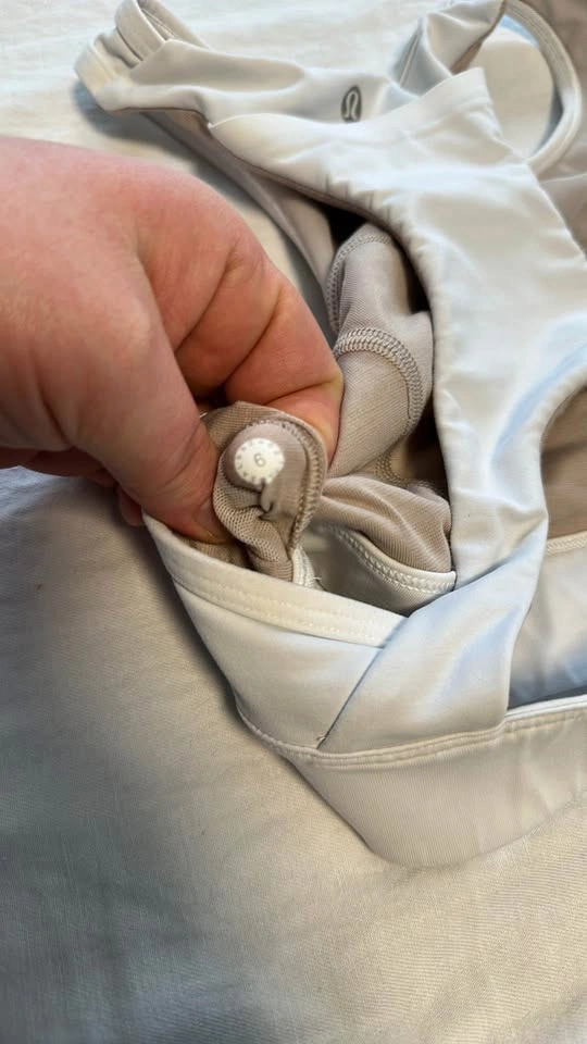 Lululemon Women's White Sports Bra - photo 3