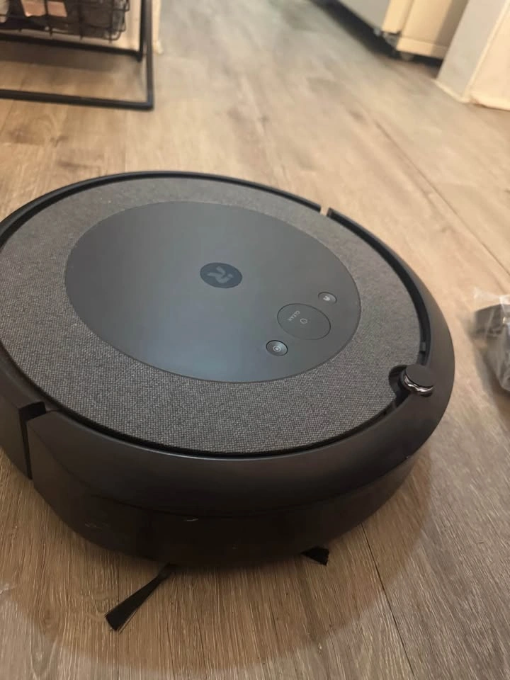 iRobot Roomba i5+ Self-Emptying Robot Vacuum + Extras - photo 5
