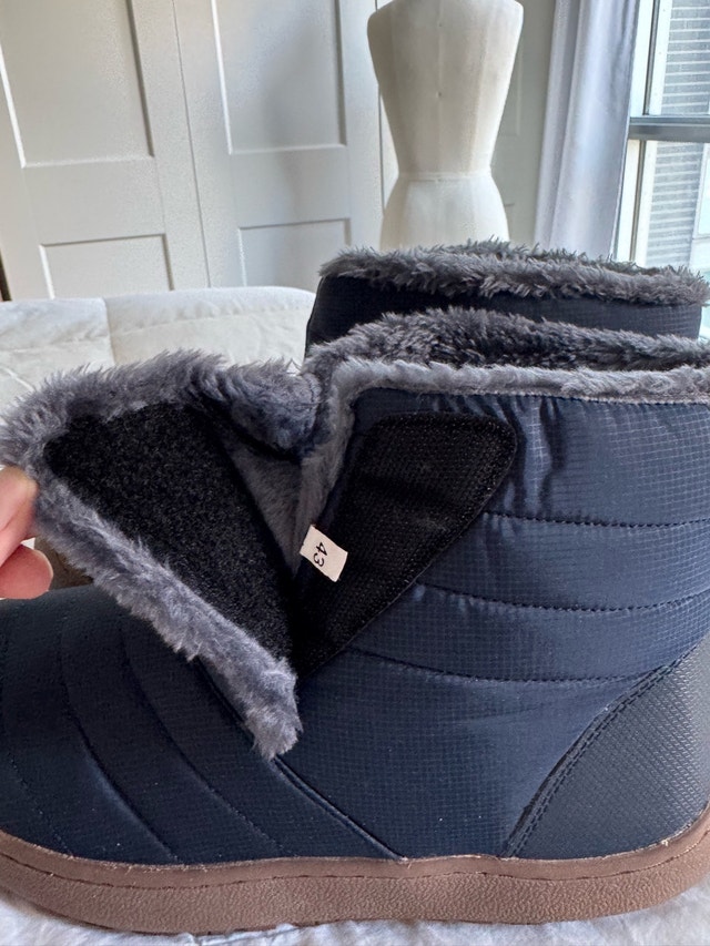 Brand New Ladies Size 11 Winter Boots Medically Designed - photo 4