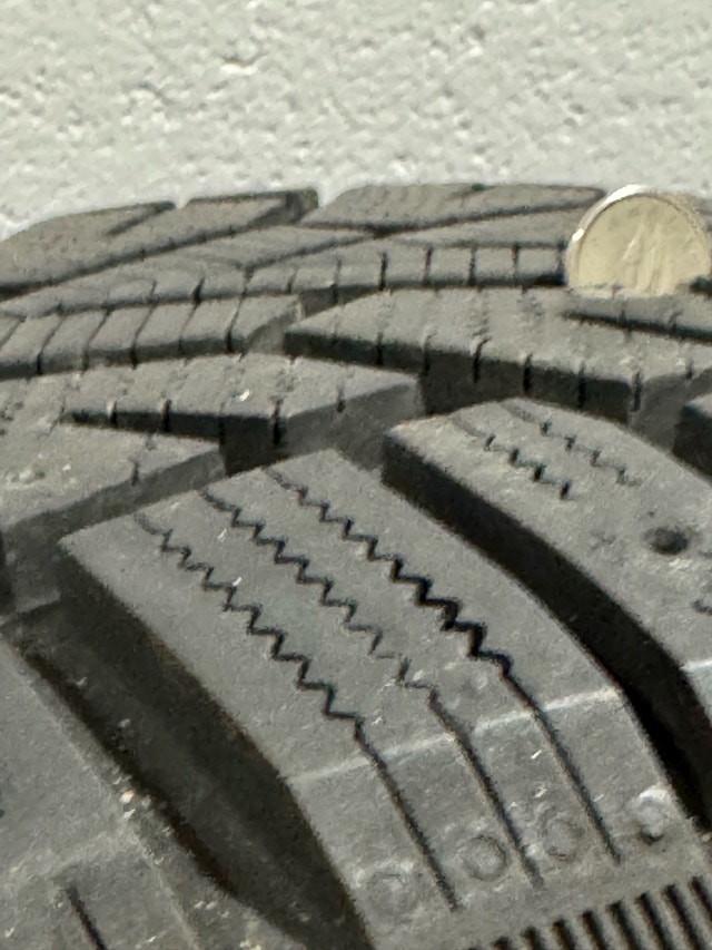 Brand New Tire 235/35 R 17 M&S Winter Tire on Rim - photo 2