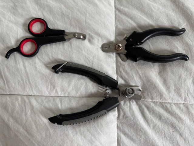 Pet Nail Trimmers 3 Different Sizes - 2/3 Brand New