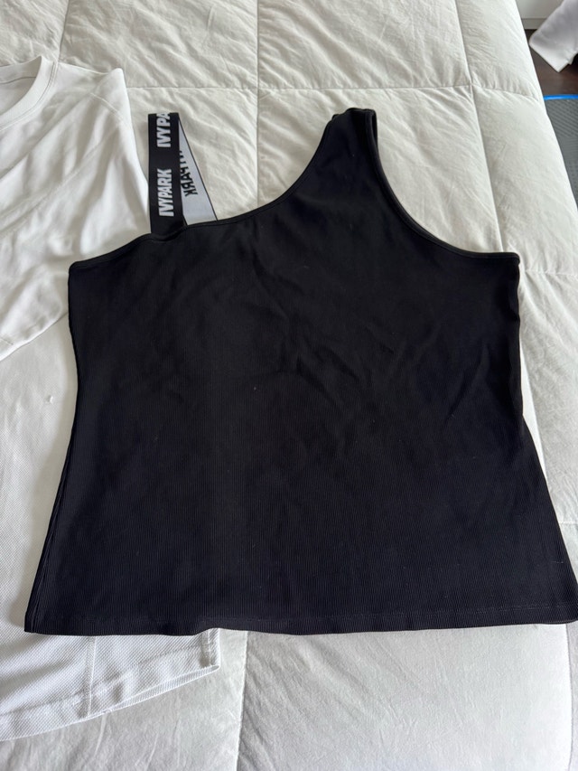 Ladies Size XL Lululemon/ IVY Park Clothing $20 each - photo 3