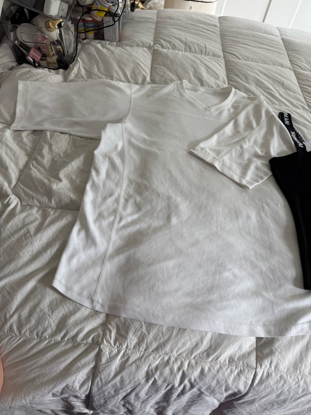 Ladies Size XL Lululemon/ IVY Park Clothing $20 each - photo 4