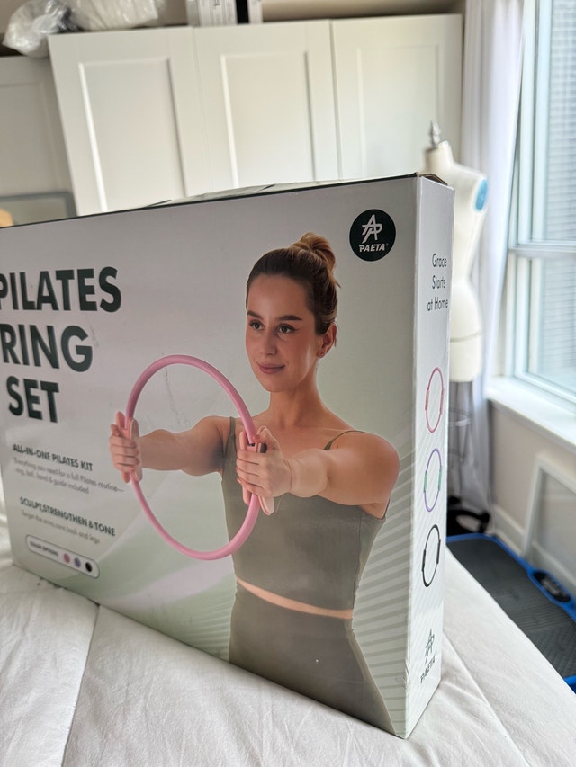 Brand NEW in Box Fully Sealed Yoga / Pilates set - photo 3