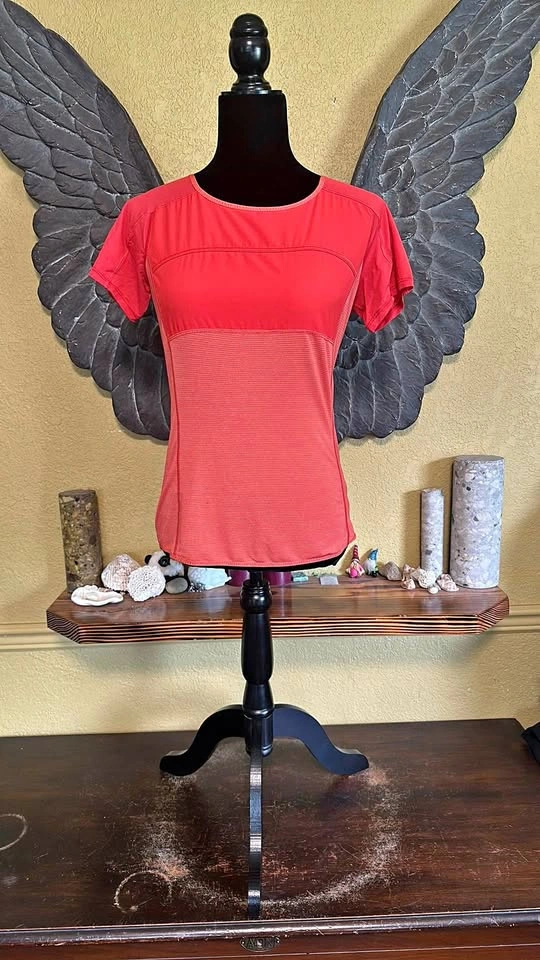 Lululemon Tee Shirt
