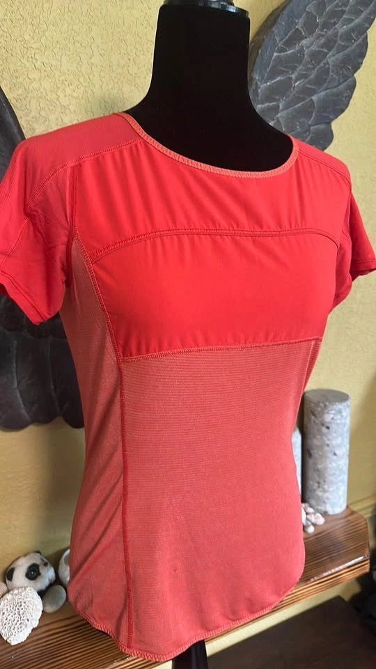 Lululemon Tee Shirt - photo 3