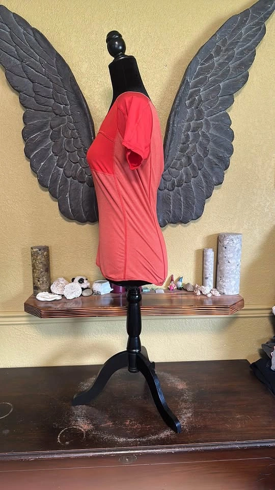 Lululemon Tee Shirt - photo 4