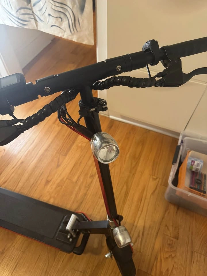 Glion DollyXL Folding Electric Scooter, Only 36 Miles, Like New - photo 5