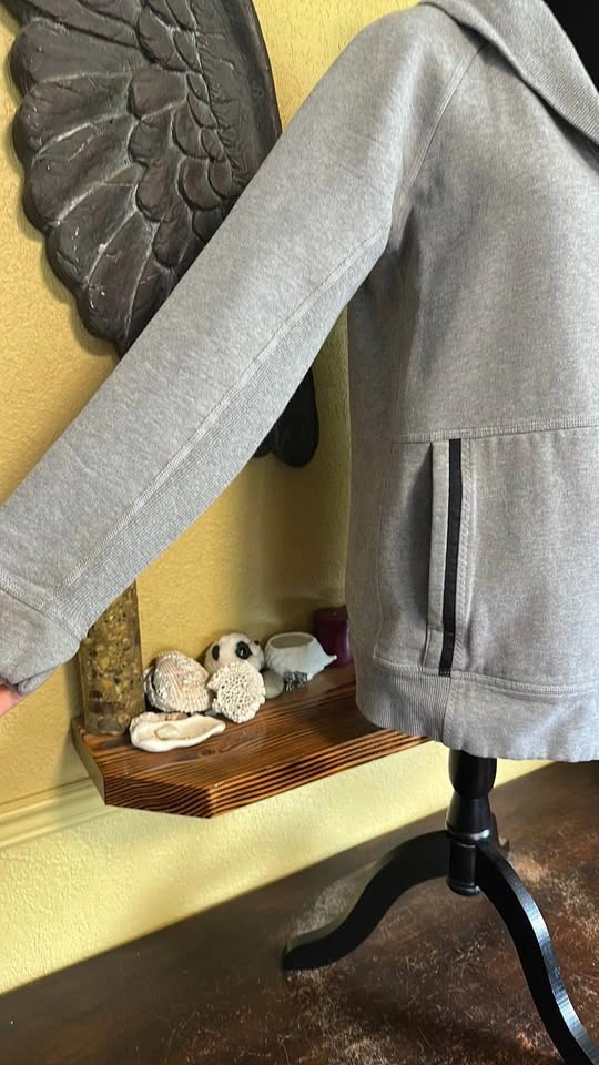 Lululemon button down sweater Jacket - photo 5
