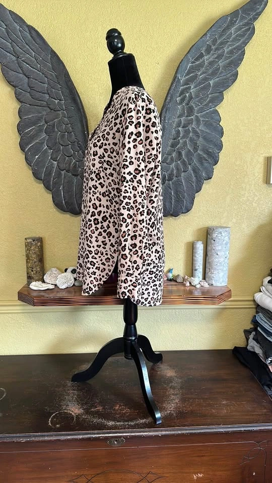 Lord & Taylor Leopard Print V-Neck Blouse - photo 5