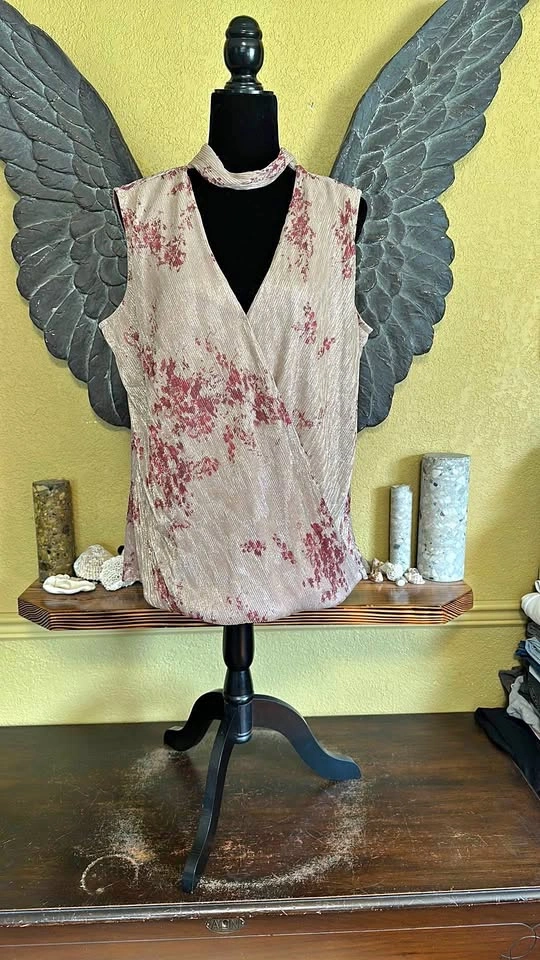 Le Chateau Cream Fancy Dressy Top