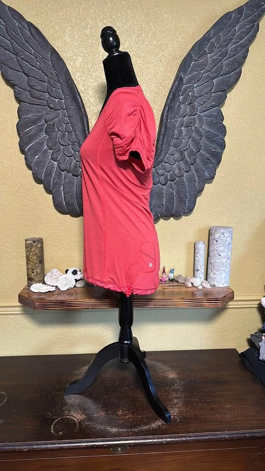 Lululemon Tee Shirt - photo 5