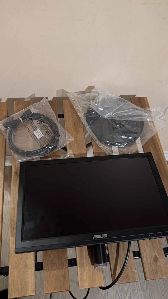 ASUS VT169 15.6" Touch Monitor - photo 2