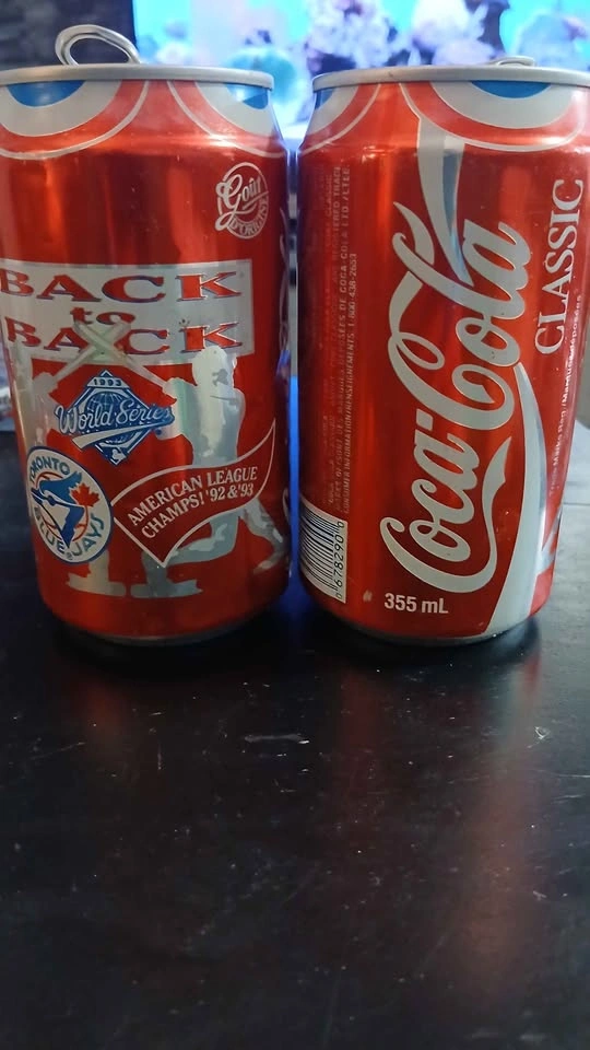 Vintage Coca-Cola Toronto Blue Jays 1992 & 1993 Cans - Set of 2 - photo 2