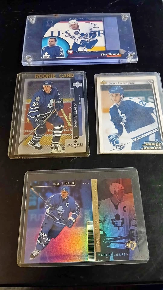 Toronto Maple Leafs Hockey Card and Memorabilia