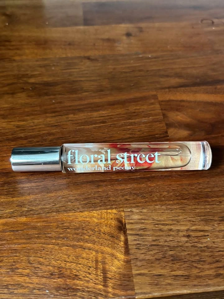 Floral Street Wonderland Peony travel size