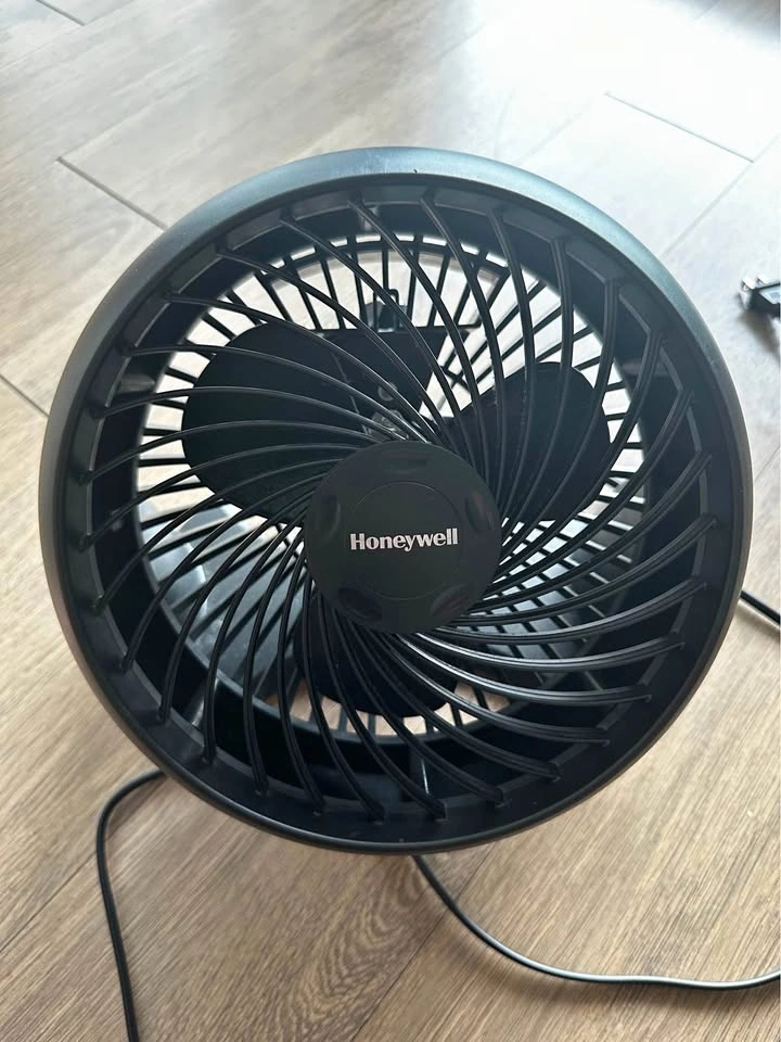Honeywell TurboForce Power Air Circulator Fan