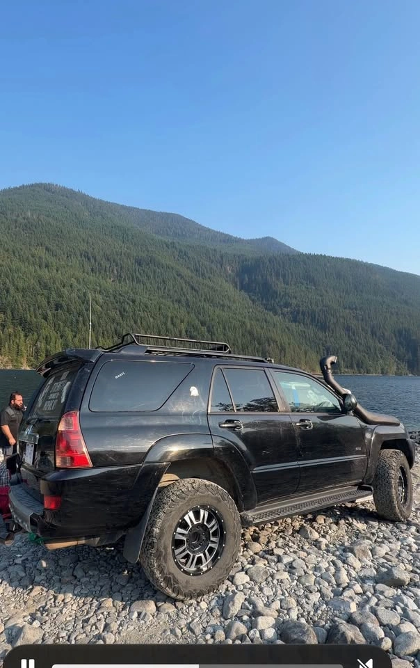 2003 Toyota 4Runner - photo 2