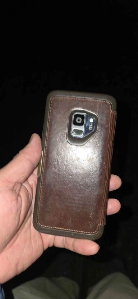 Samsung Galaxy S9 — 64GB — Unlocked — Great Battery - photo 2