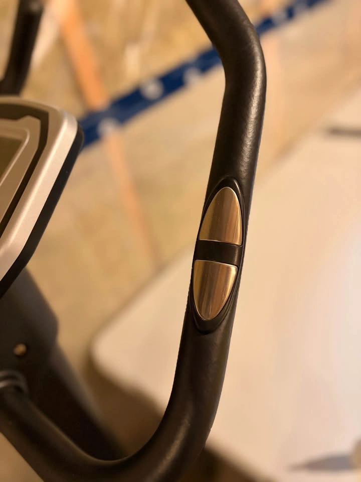 Bladez Fitness U250 Upright Exercise Bike - photo 4