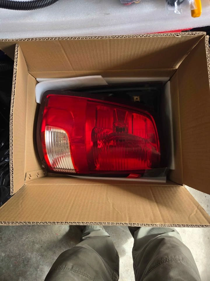 2011 ram 3500 parts - photo 2