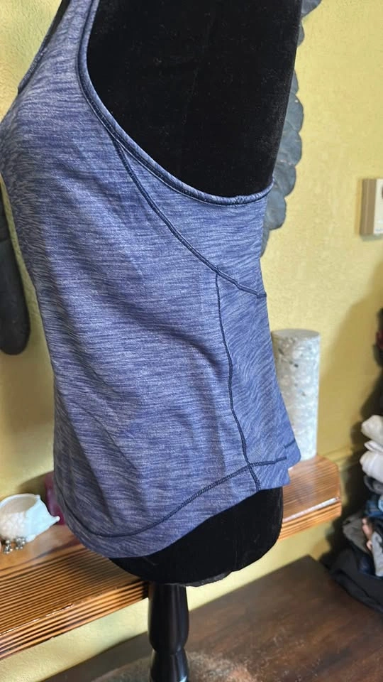 Lululemon Racerback Tank Top - photo 3
