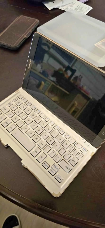 Samsung Galaxy Tab S (8-inch) + OEM Samsung Keyboard Case