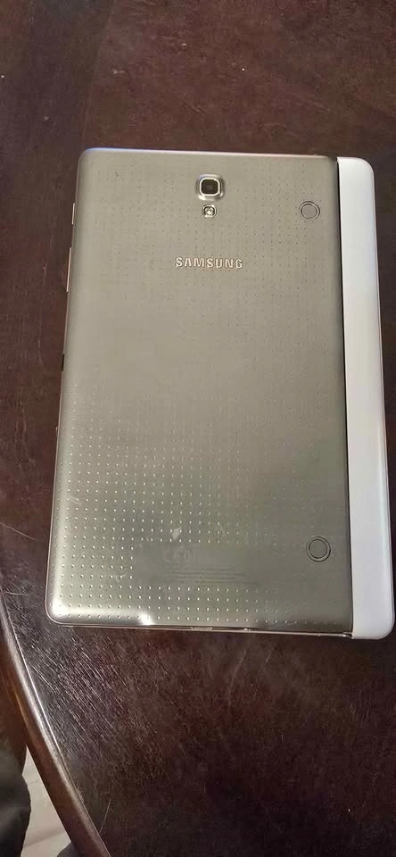 Samsung Galaxy Tab S (8-inch) + OEM Samsung Keyboard Case - photo 3