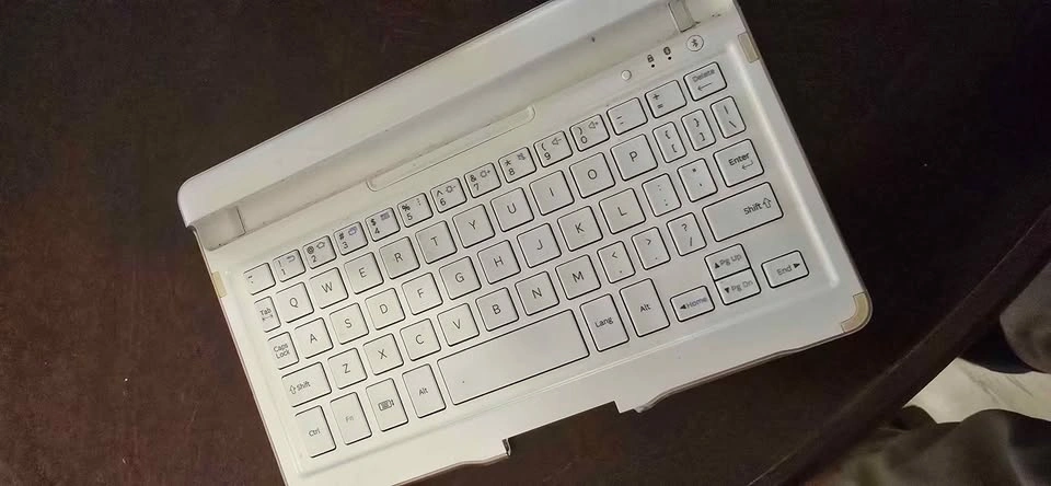 Samsung Galaxy Tab S (8-inch) + OEM Samsung Keyboard Case - photo 4