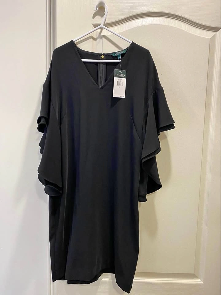 LAUREN Ralph Lauren black V-neck ruffle sleeves dress size 4