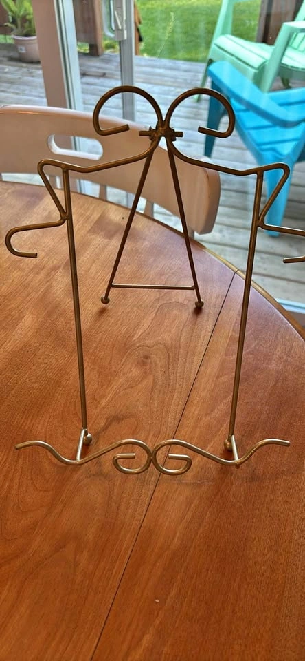 Gold Metal Display stands