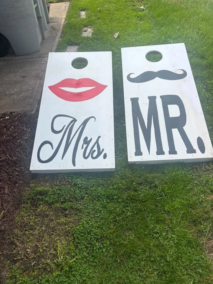 Wedding Mr and Mrs Custom Hand-Painted Cornhole Board Sets - photo 2