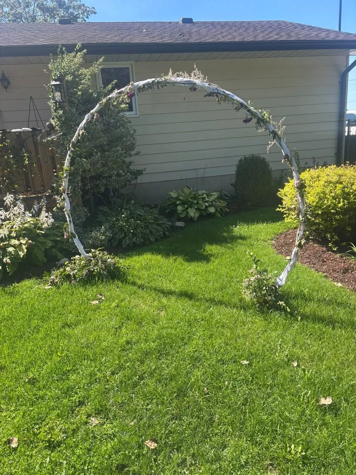 Gold wedding arch - photo 3