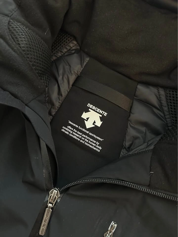 Men's Descente Waterproof Jacket - photo 3