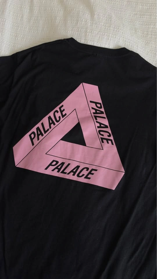 Palace T-shirt - photo 4