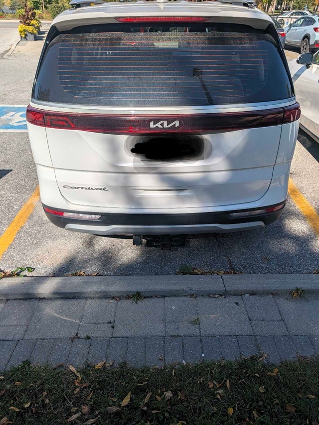2022 Kia Carnival LX Plus One Owner - photo 5