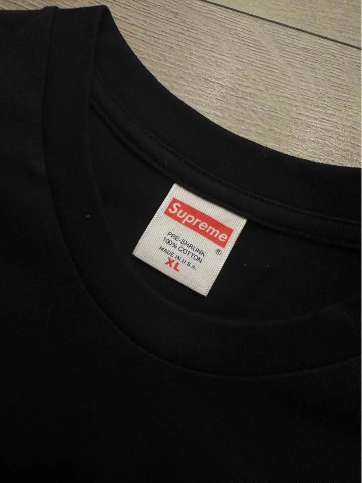Supreme World Famous Tshirt XL - photo 3