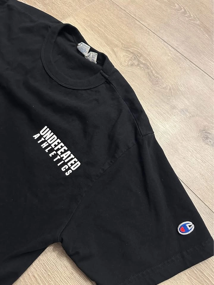Undefeated Tshirt XL - photo 2