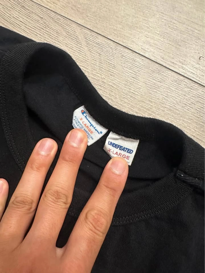 Undefeated Tshirt XL - photo 3