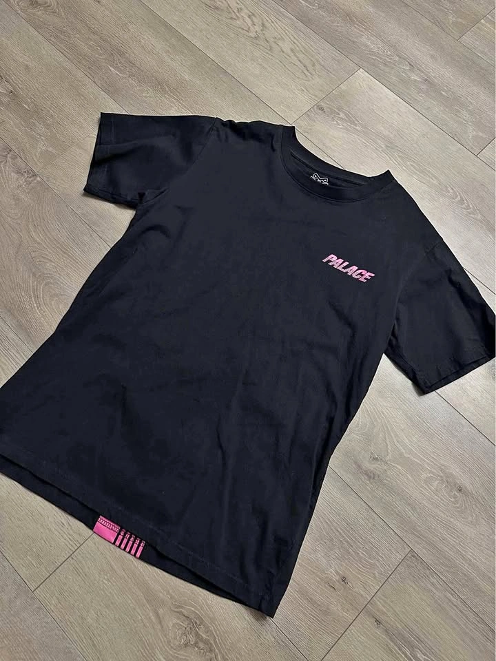 Palace black tshirt XL