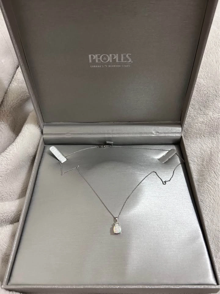 Peoples Opal pendant necklace - photo 2