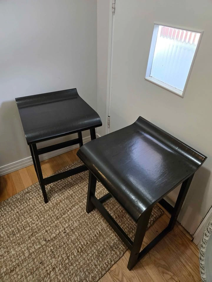 Pair of Modern Asian Zen / Japandi Curved Counter Stools (24") - photo 2