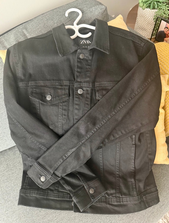 Zara Men's Denim Jackets – Blue & Black, Trucker Style - photo 3