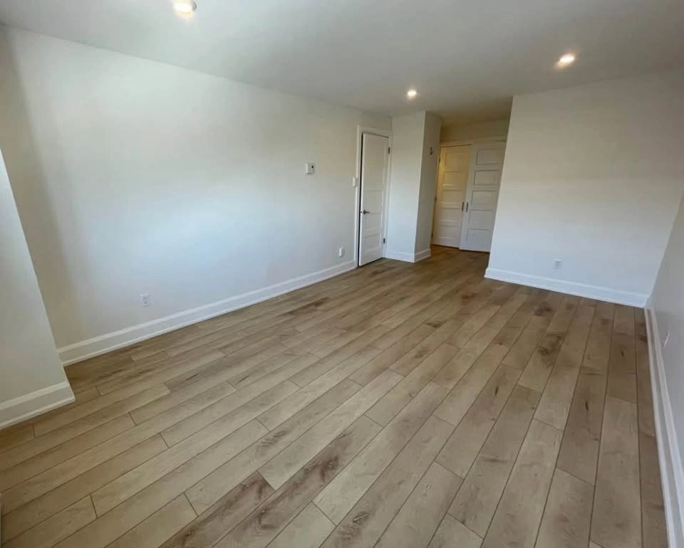 Private room for rent - photo 4