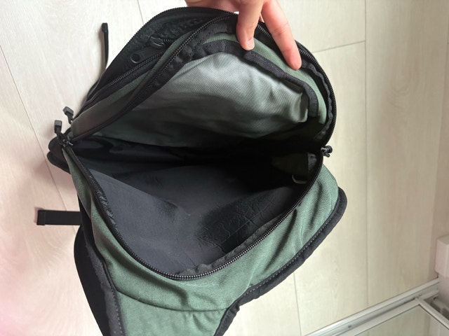 Eagle Creek Crossbody Sling Bag - photo 4