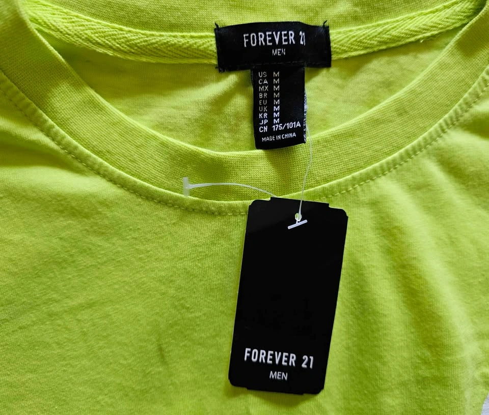 NWT Forever 21 Men Long Sleeve Graphic T-Shirt - Size M - photo 2