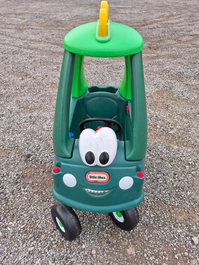 A Little Tikes Dino Cozy Coupe children’s ride‑on toy - photo 2